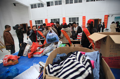 ѧУʦ��ΪС¶¶����������