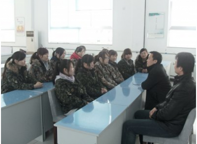 �ٿ�ʵϰѧ����̸��