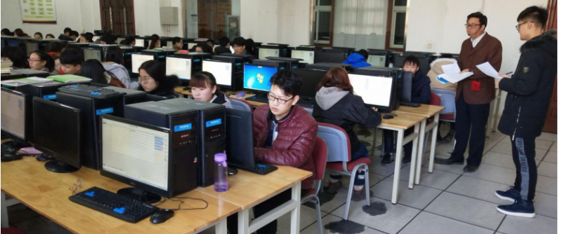 ��������ʦ�ڽ��м��ܲ���