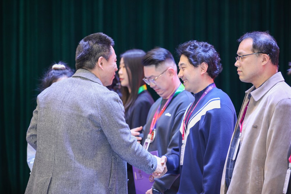 ���ͼƬ�鿴��һ��